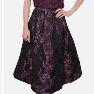 Tracy Reese party skirt. Black and purple rose print🌹